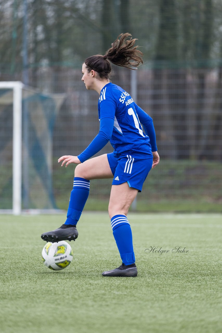 Bild 358 - F SSC Hagen Ahrensburg - SV Frisia Risum-Lindholm : Ergebnis: 1:2